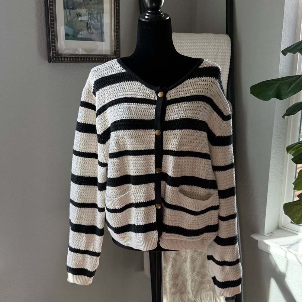 Universal Thread LIKE NEW Black & White Striped Women's Coastal Cardigan Large